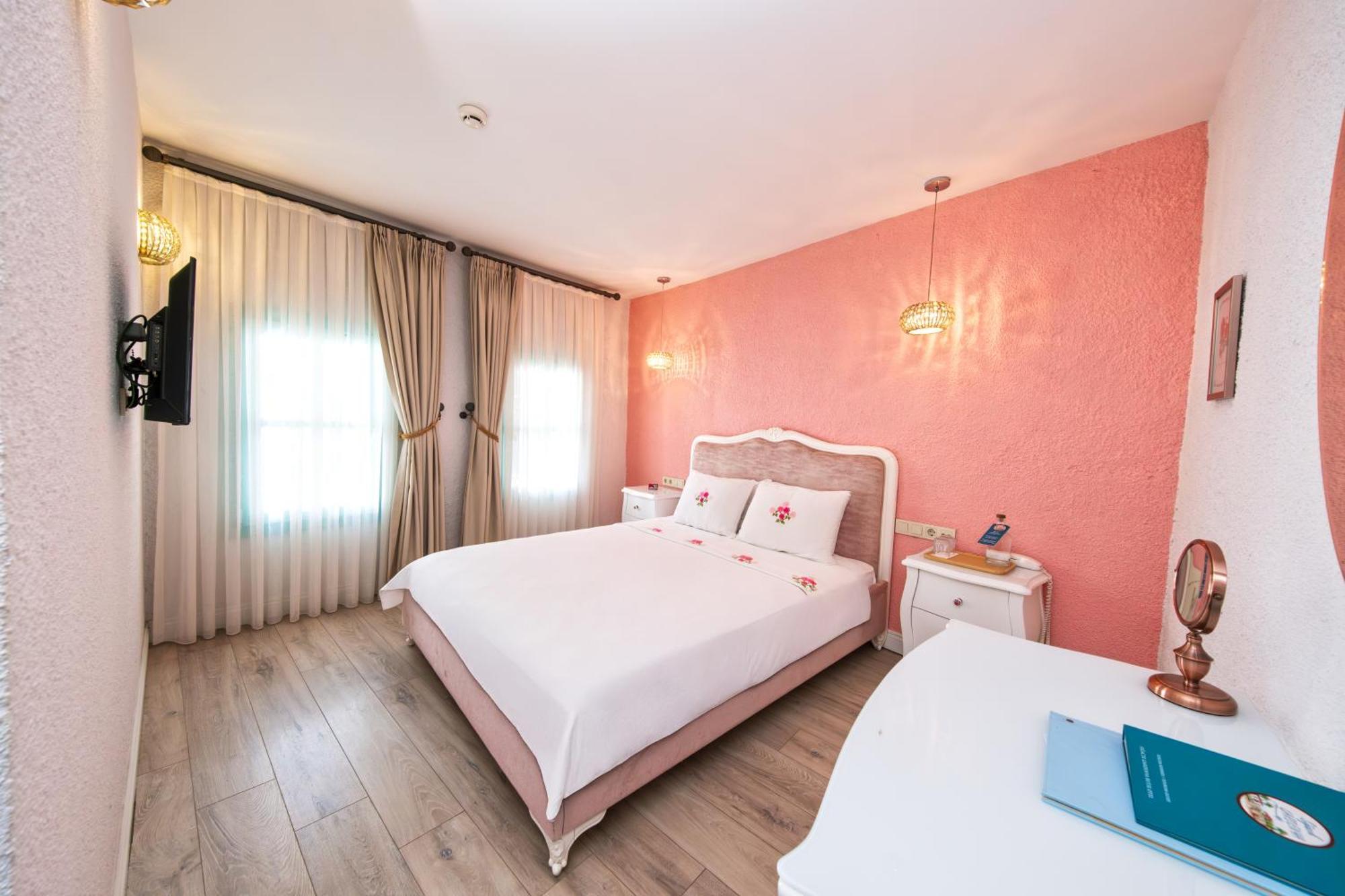 Sigacik Gardenya Buti̇K Otel Εξωτερικό φωτογραφία