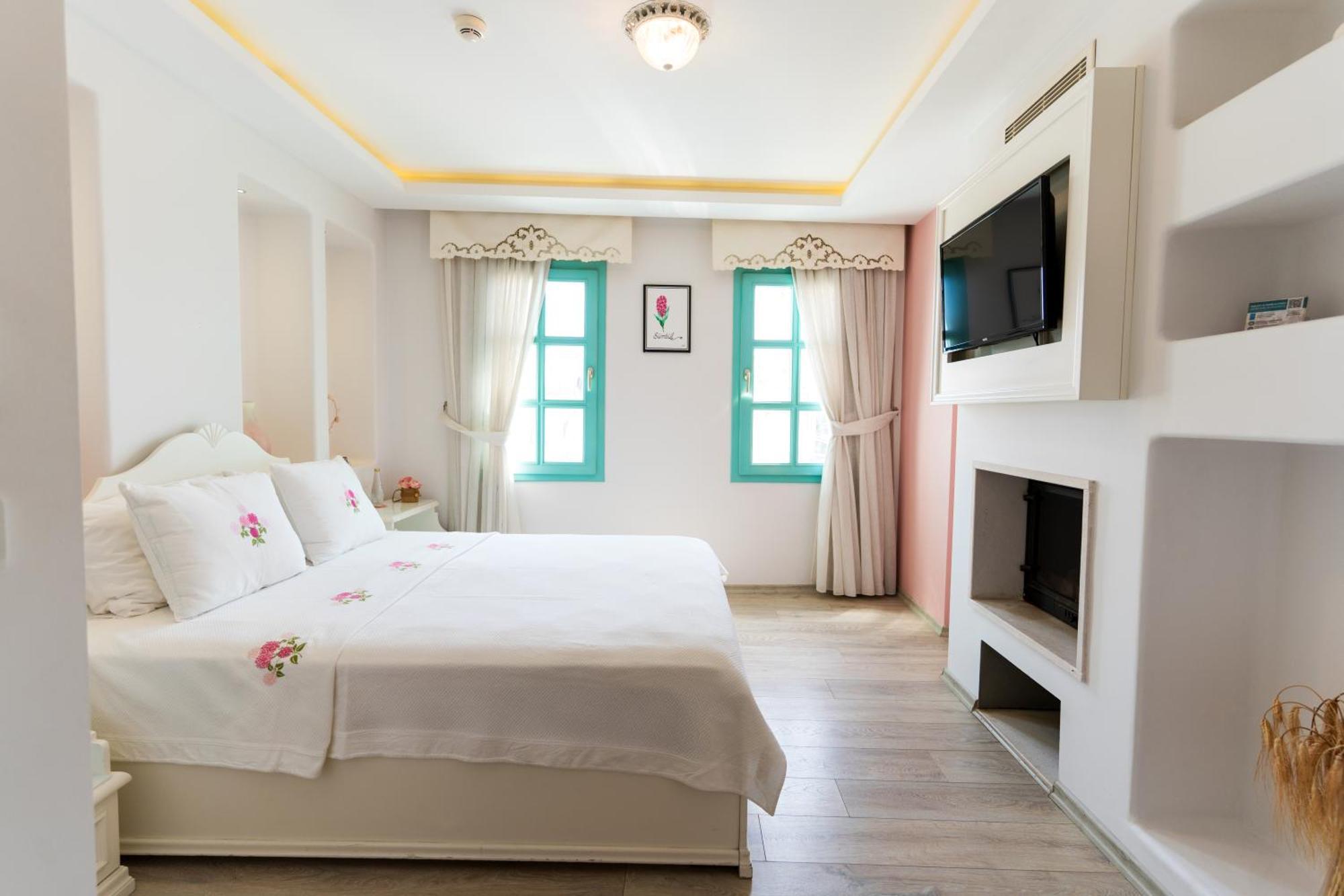 Sigacik Gardenya Buti̇K Otel Εξωτερικό φωτογραφία