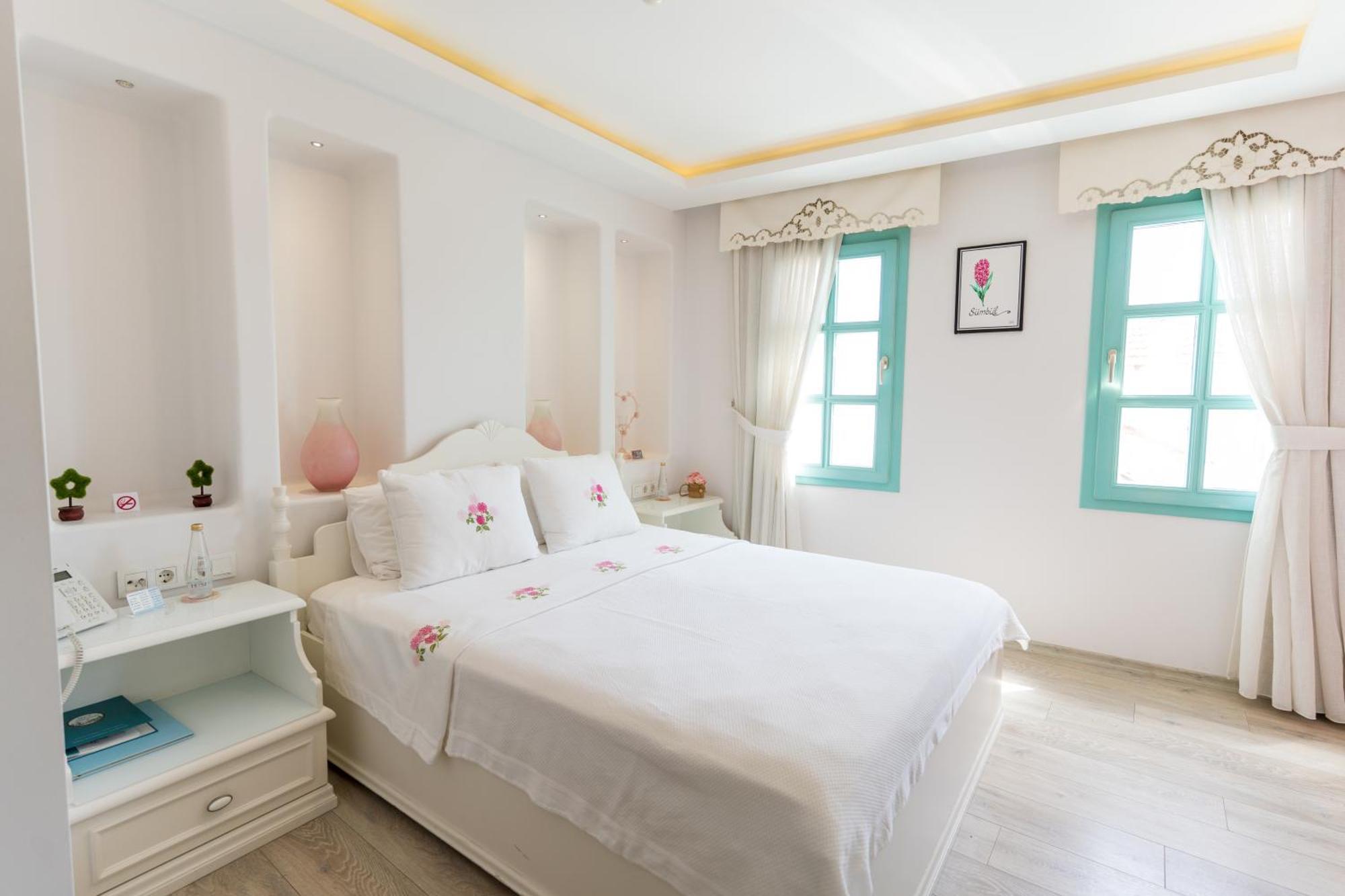Sigacik Gardenya Buti̇K Otel Εξωτερικό φωτογραφία